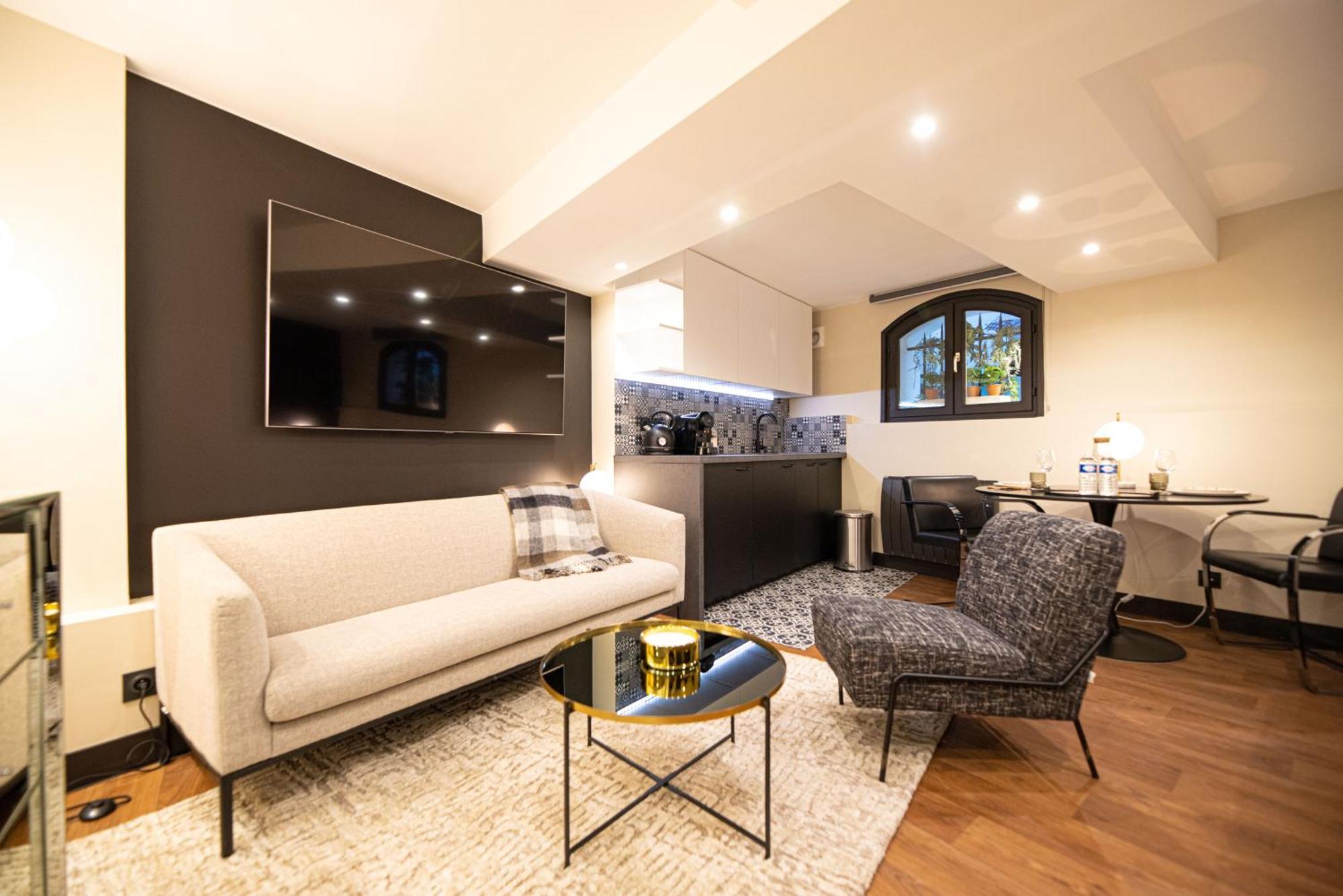 Appartement Lovely - Louvre Museum Parijs